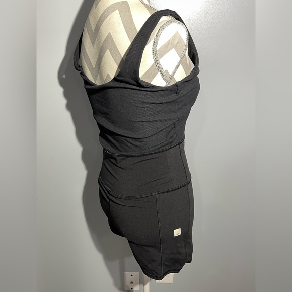 Vuori Black Athletic romper - Picture 5 of 12